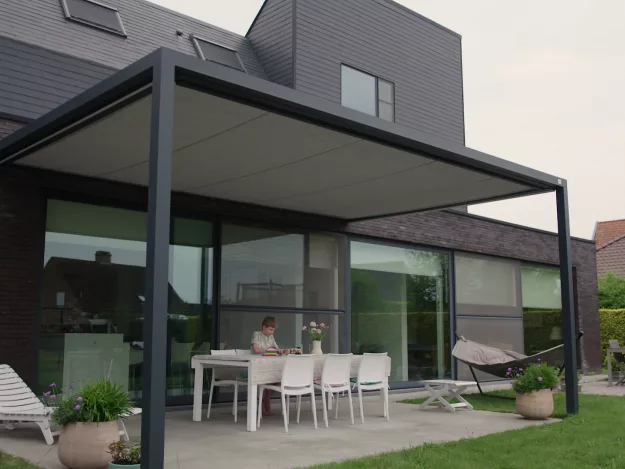 installation de pergola à toile roanne et alentours - professionel de la pergola à roanne