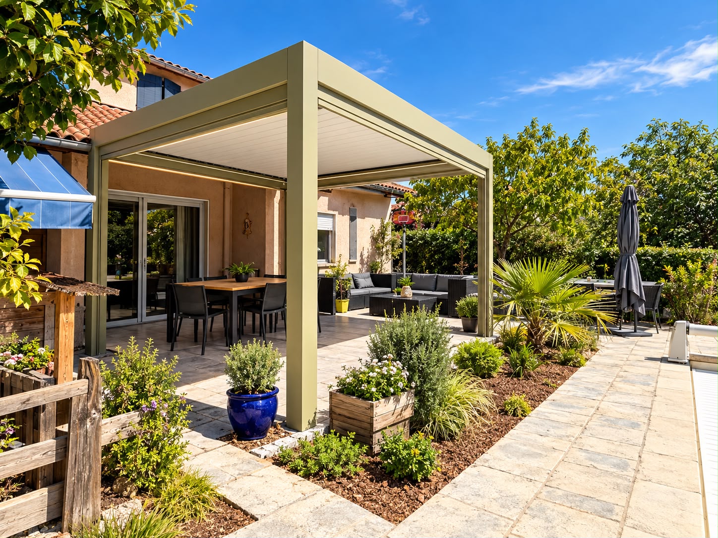 Réalisation pergola bioclimatique winsol à villerest